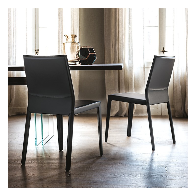 MARGOT Chaise Cattelan Margot avec structure en acier peint et assise en cuir
