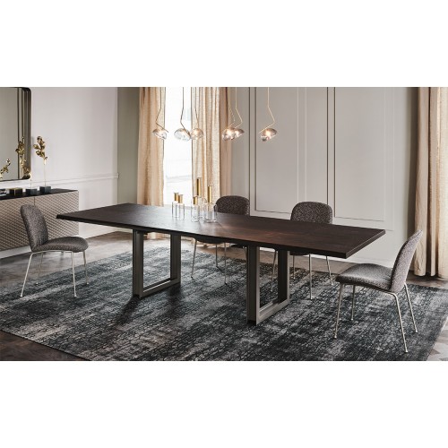 Cattelan Sigma Drive extendable table with painted steel structure and wooden top