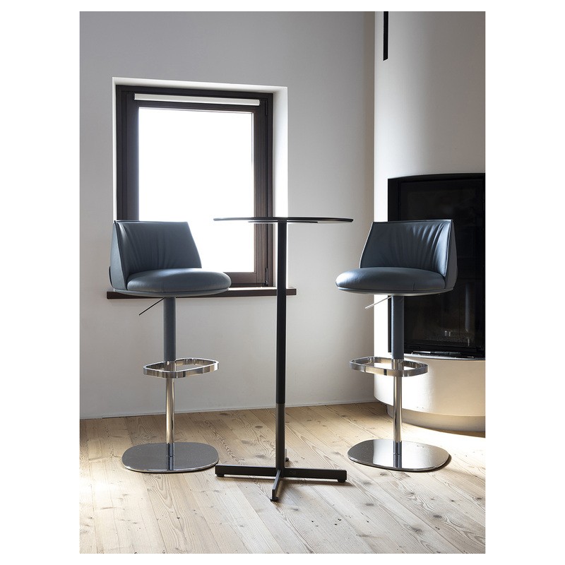 Archibald Stool 5506092 Poltrona Frau Archibald Taburete con estructura de metal y asiento a elegir entre H 63