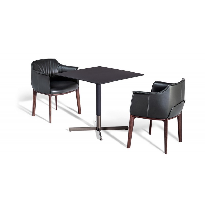 Bob Bistrot 5664656 Mesita Poltrona Frau Bob Bistrot con estructura de acero y tablero a elegir de 75x75 cm y H 62 cm