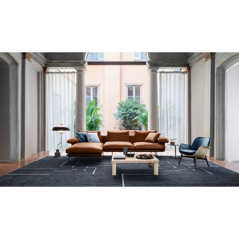 Kyoto 5659611 Mesita Poltrona Frau Kyoto con estructura y tapa de madera de 102x50 cm
