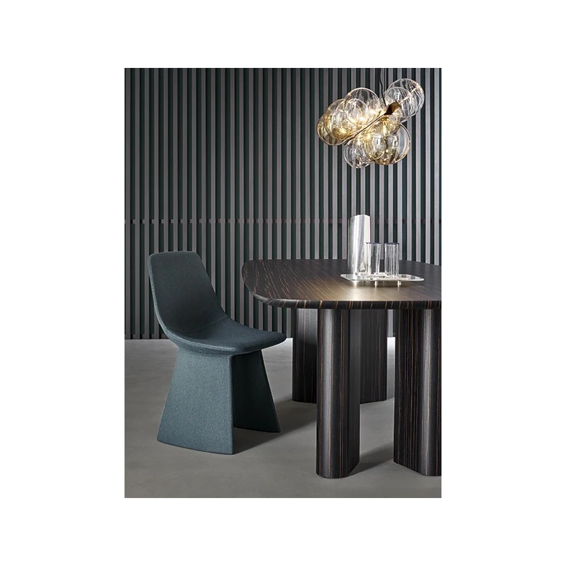 Sedia_Agea Chaise Bonaldo Agea avec pieds rembourrés et assise au choix