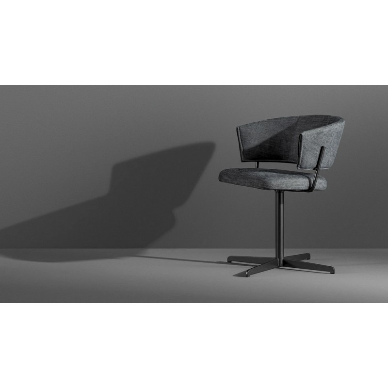 Sedia_Bahia Office Chaise de bureau Bonaldo Bahia Office avec base pivotante en métal et assise au choix