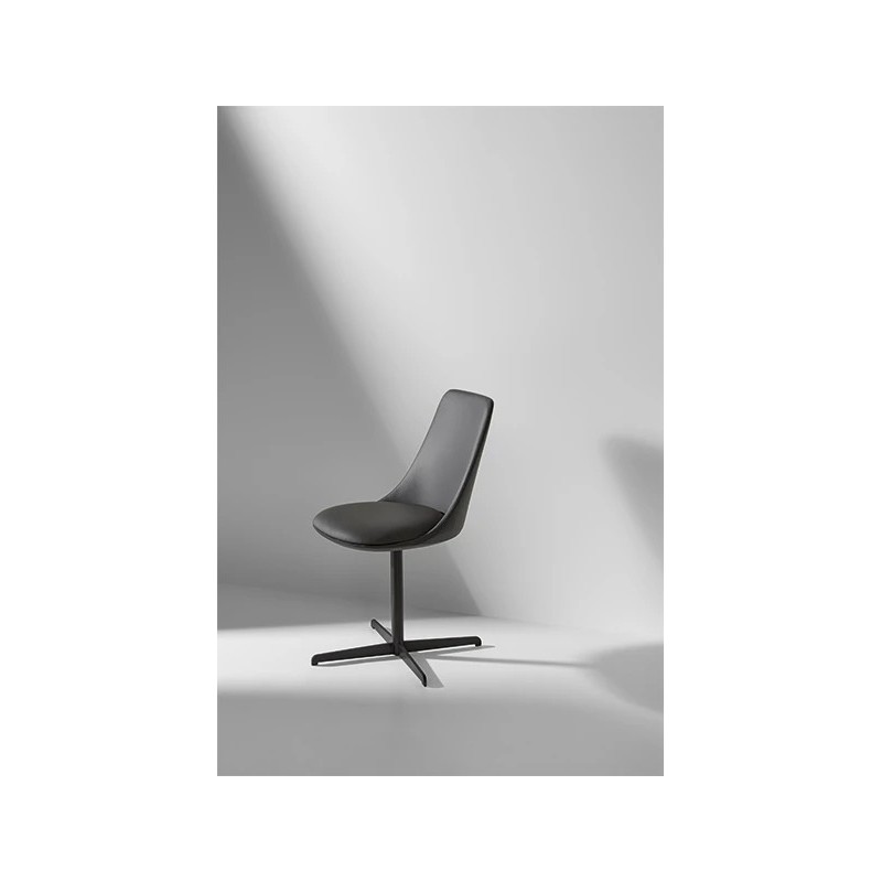 Sedia_Itala Office Chaise de bureau Bonaldo Itala Office avec base pivotante en métal et assise au choix