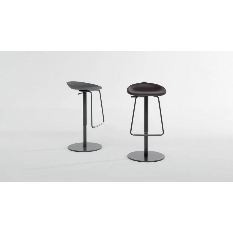 Sgabello_Tab H53-73 Bonaldo Sgabello Tab H 53/73 con gambe in metallo e seduta a scelta
