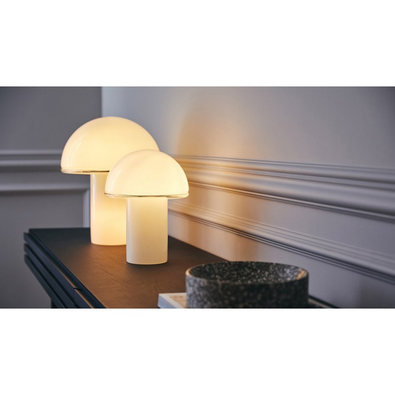 AR ONFALE GRANDE Artemide Onfale Grande lámpara de mesa, acabado blanco