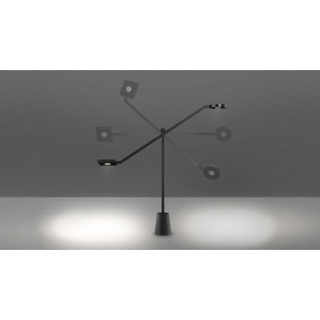 AR EQUILIBRIST