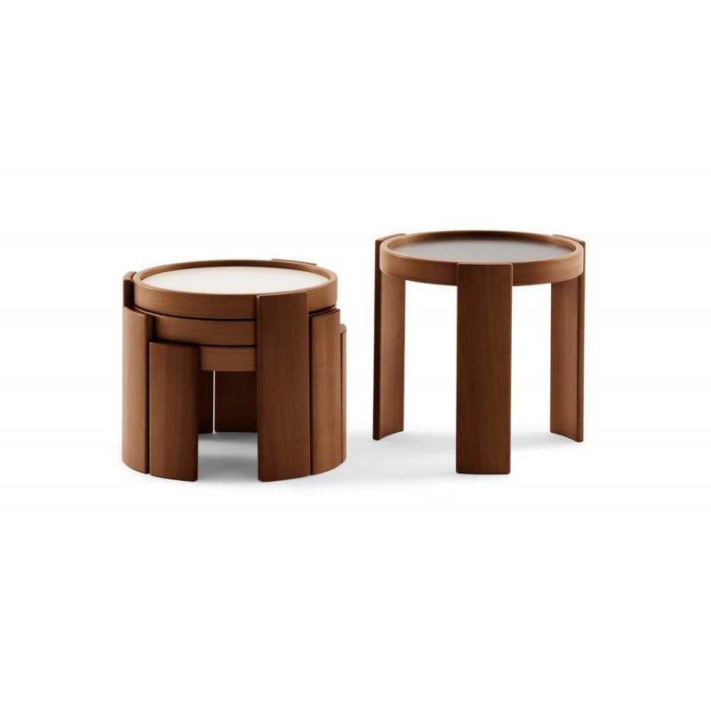 Gruppo tavolini 780 Cassina 4 tables rondes fixes 780 en hêtre Ø42 cm