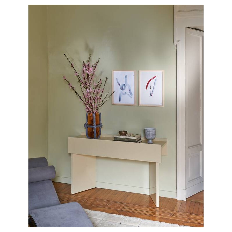 Consolle Hayama 555 Consola Cassina Hayama en madera lacada 131x41 cm