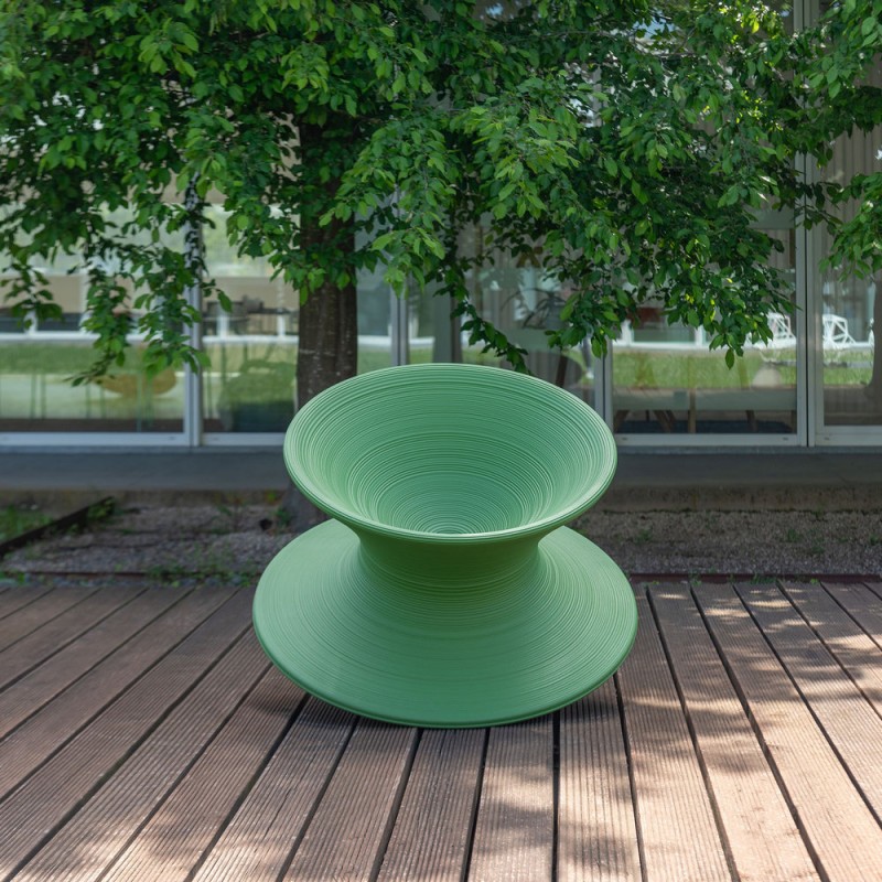 Spun SD66 Fauteuil pivotant Magis en polyéthylène filé