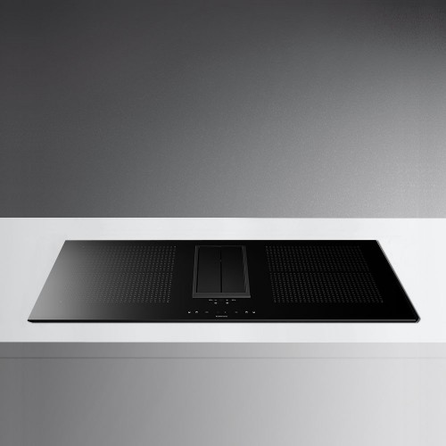 Table de cuisson à induction Falmec avec hotte intégrée Quantum Easy en vitrocéramique noire de 84 cm