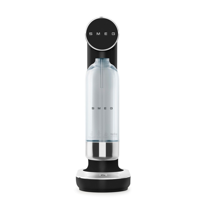SKC01BLM + SKSB01 Oferta de verano: Carbonatador de agua Smeg SKC01BLM en acabado negro + Botella SKSB01