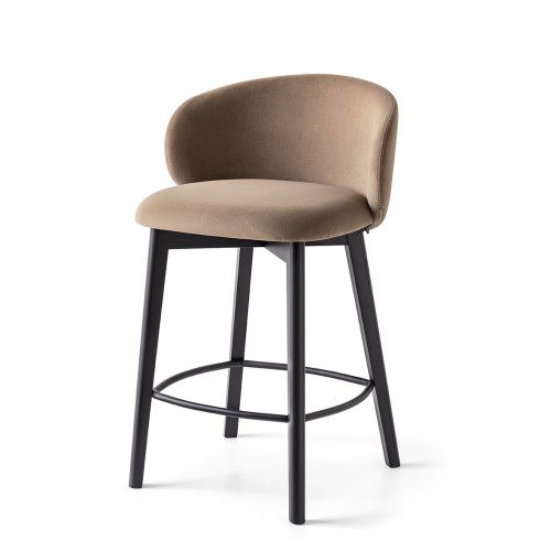 Tabouret Connubia Tuka CB1997-MTO avec structure en hêtre et assise au choix, hauteur 88 cm.
