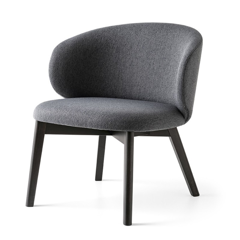  Fauteuil lounge Connubia Tuka CB2113-MTO avec structure en hêtre et assise au choix - Avec accoudoirs