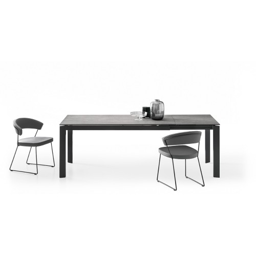 Table extensible Connubia Baron CB4010-R 160 avec structure métallique et plateau au choix de 160 (220) x 85 cm