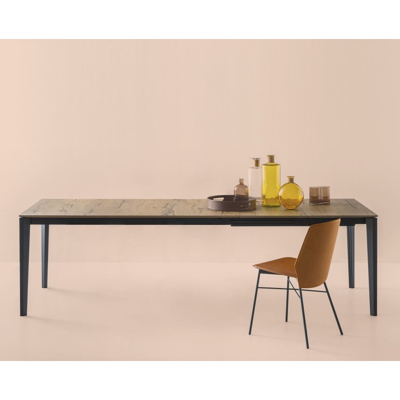  Mesa extensible Connubia Pentagon CB4797-R 160 C con estructura metálica y tablero a elegir de 160 (310) x 90 cm.