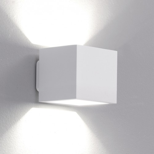 Minitallux Cubò1.10 LED ceiling light in different finishes by Icons Luce