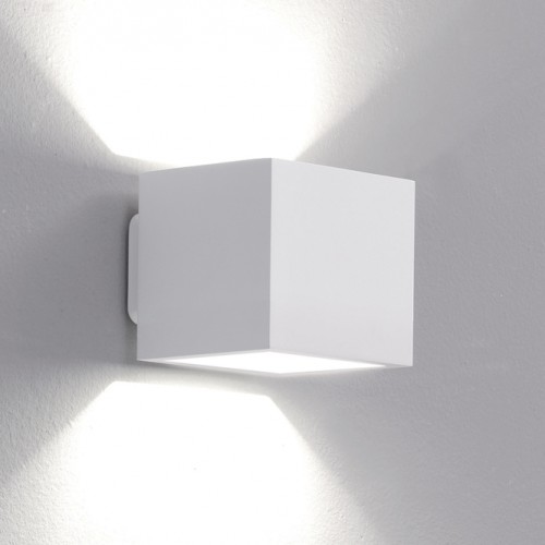 Plafonnier LED Minitallux Cubò1.10 en différentes finitions par Icons Luce