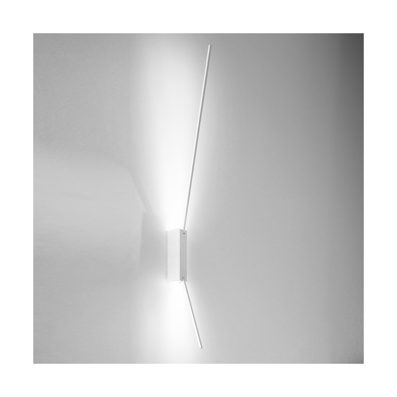  Minitallux LED wall lamp SPILLO 2.60 in different finishes by Icons Luce
