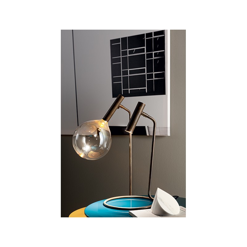 Sofi_tav_piccola Bonaldo Sofì petite lampe de table en métal laiton bruni