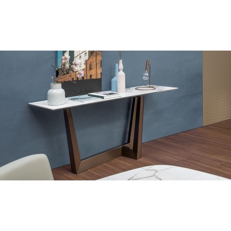 Art_Console_160