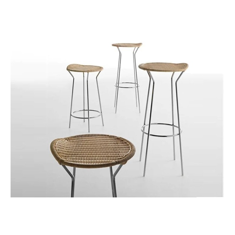 BAR YE0600/YE0700 Horm Bar Stool art. YE0600/YE0700 with metal structure and wicker seat