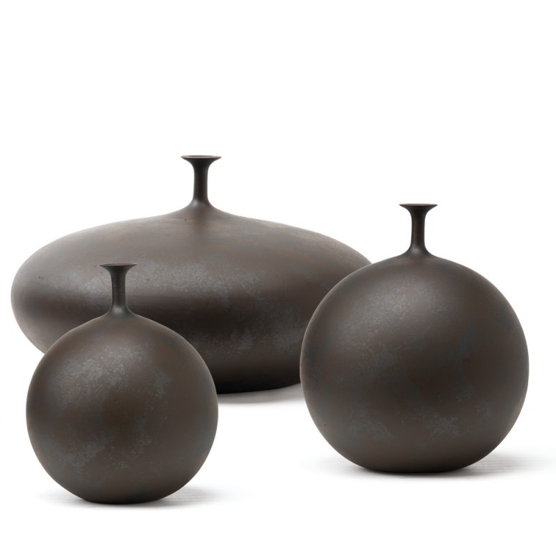 Unique Q349/5 Adriani & Rossi Unique vase in smooth matt ceramic