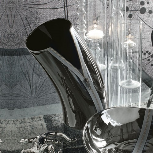 Madame D ALC042