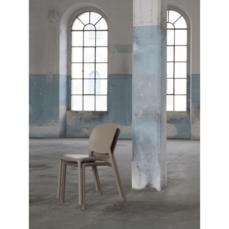 SEDIA HUG 2380